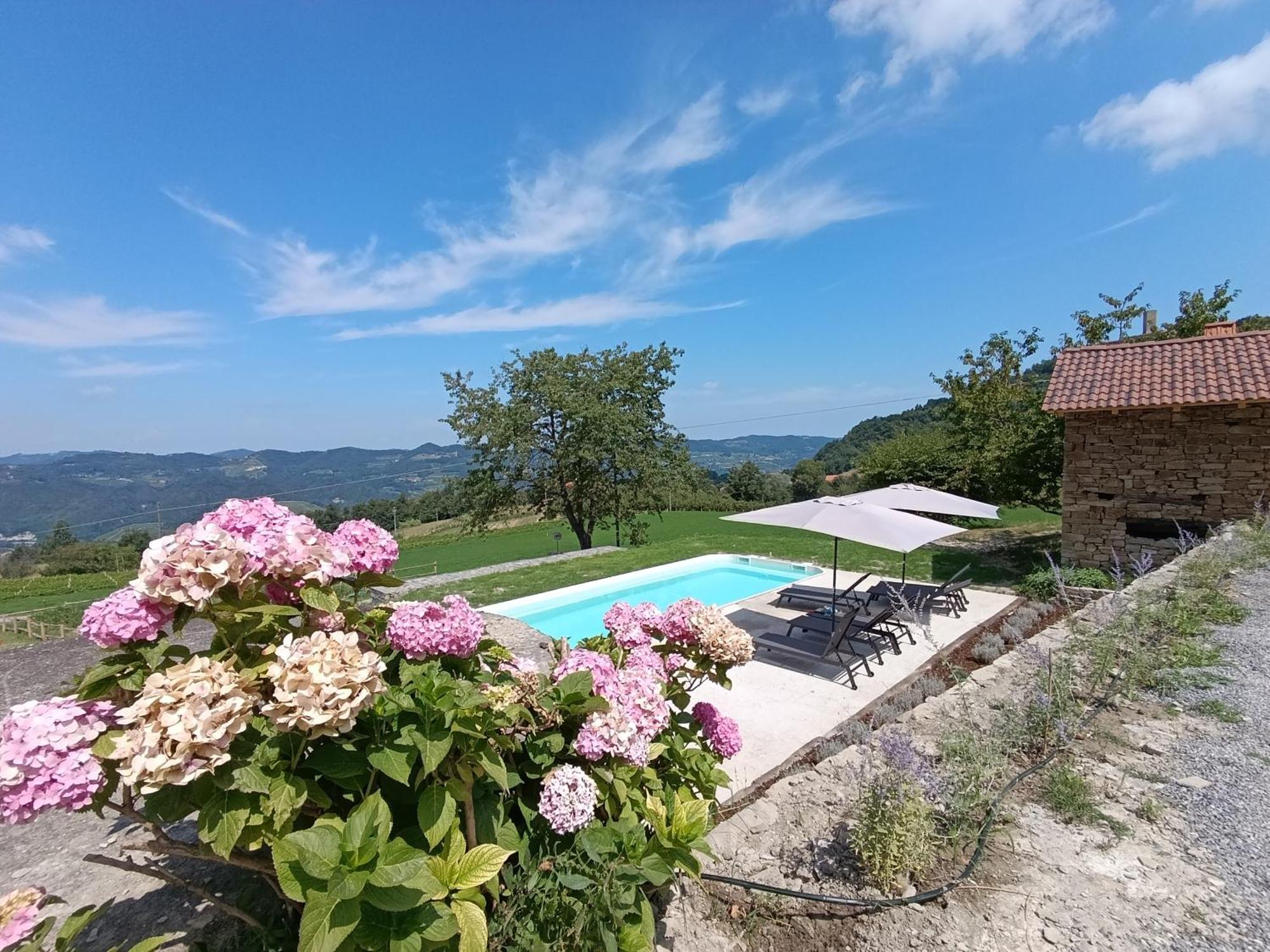Agriturismo La Margherita San Giorgio Scarampi Dış mekan fotoğraf